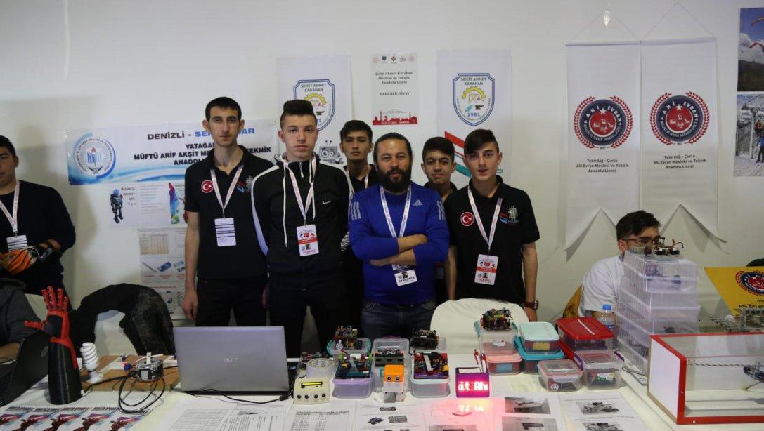 13.Uluslararası MEB Robot Yarışmasında İlçemizi Şehit Ahmet Karahan Mesleki ve Teknik Anadolu Lisesi Temsil Ediyor.
